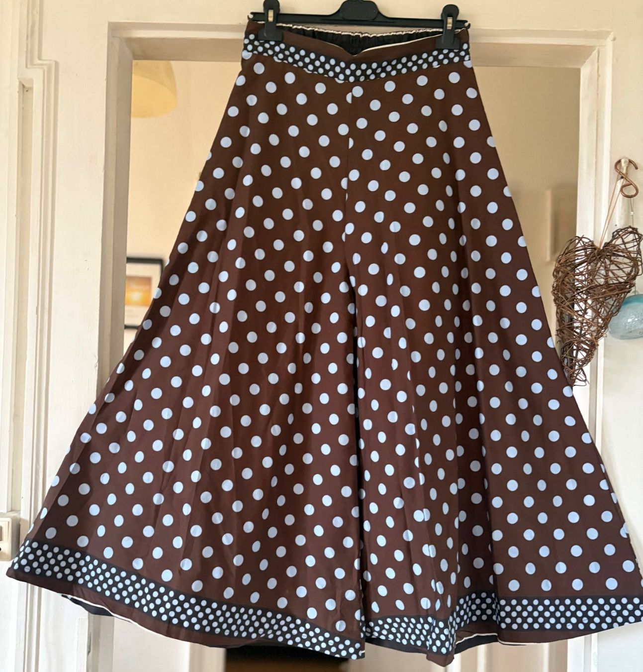 Pantaloni: PANTALONS EXTRA WIDE EN COTON! M – Nuovo e nell'imballaggio originale da Locarno venduto da NicoNion 1