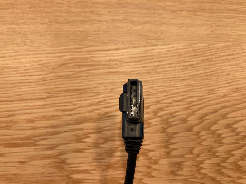 Bluetooth KFZ Musik Adapter-Kabel AMI / MDI Audi VW