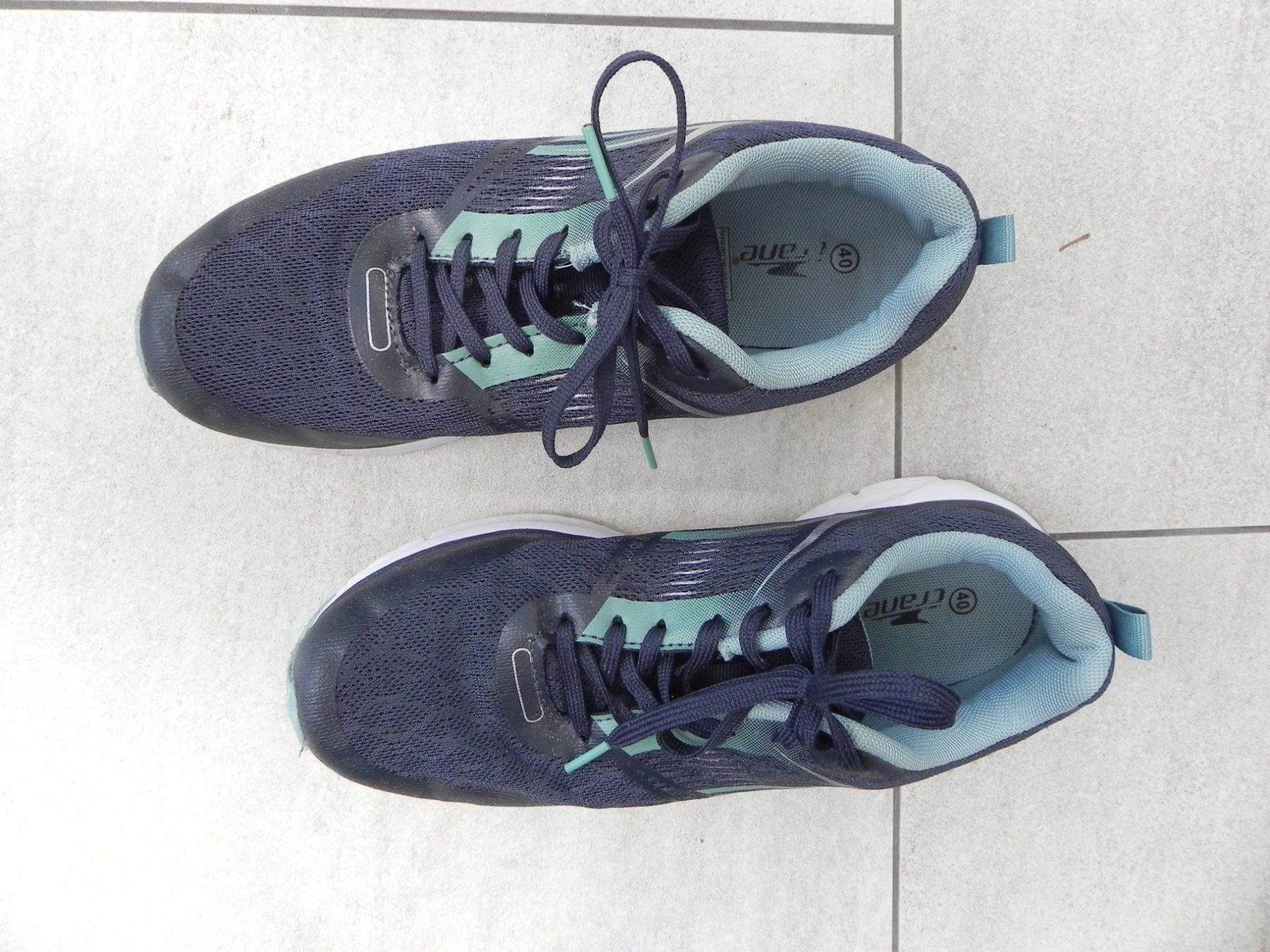 Scarpe da uomo: Sneaker Sportschuhe Gr. 40 – Usato da Stallikon venduto da pcerny16 1