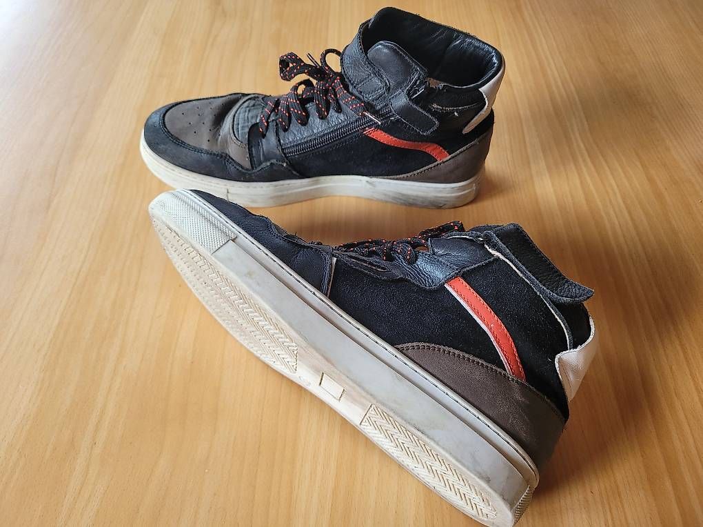 Scarpe da uomo: Chaussures garçon RGL pointure 40 – Usato da Chemin venduto da Sophiepittier 1