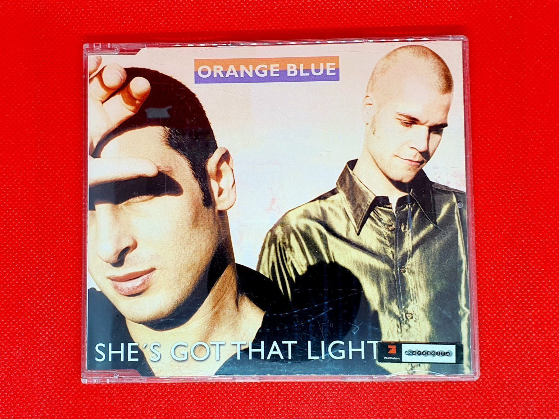 CD: CD Orange Blue "she's got that light" – Usato da Riedholz venduto da Speedy11