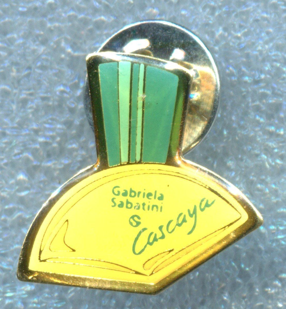 Plaketten & Abzeichen: Gabriela Sabatini  Cascaya – Gebraucht aus Winterthur von Sammleroase