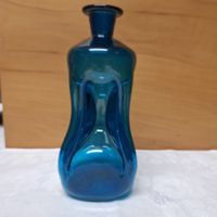 Versand möglich! Schöne Gluckerflasche in hübschem Blauton