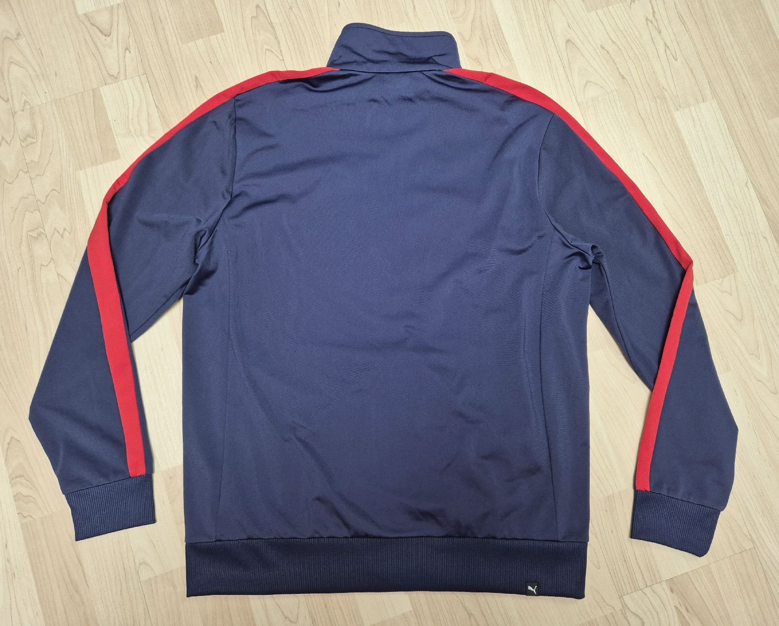 Puma Giacche: Puma Trainingsjacke Gr. L – Nuovo (secondo la descrizione) da St. Gallen venduto da CaliSunshine 1