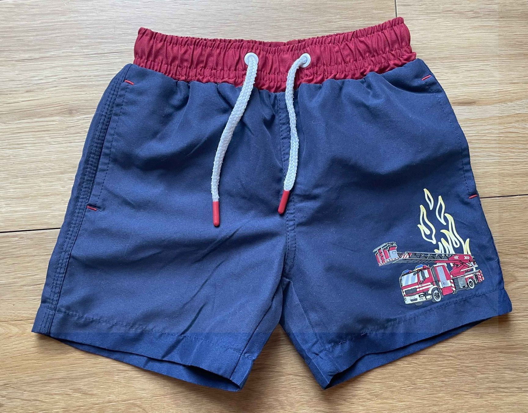 Costumi da bagno: Badehose, Grösse 104 / 110 – Usato da Richterswil venduto da Celebriaen