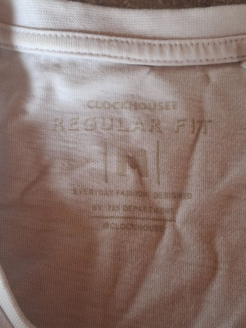 C&A T-Shirts: T-shirt taille M marque C&A 100% coton – Gebraucht aus Villiers von san_jn5w 2