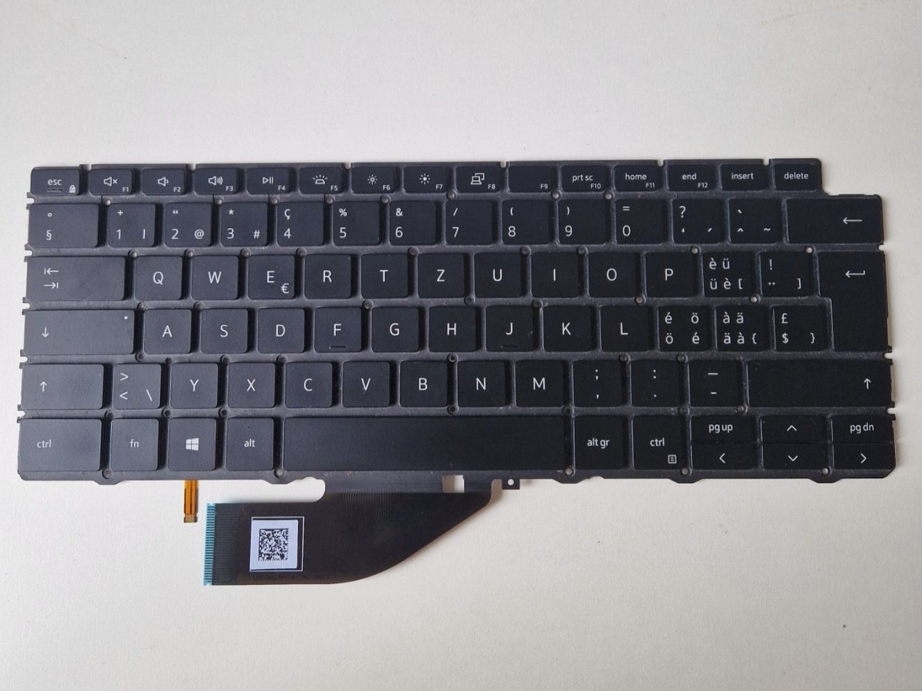 Dell Tastiere: Tastatur Dell  XPS 13 7390 9370 9380 CH-Version – Nuovo (secondo la descrizione) da Horgen venduto da Toba_rmf