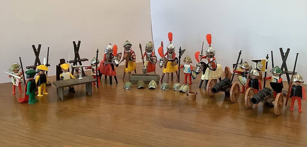 Playmobil Vintage – Ensemble De 3 Personnages Chevaliers – Château Médiéval, Occasion