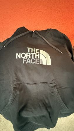 The North Face Hoodie schwarz Groesse L neuwertig, TOP Zusta