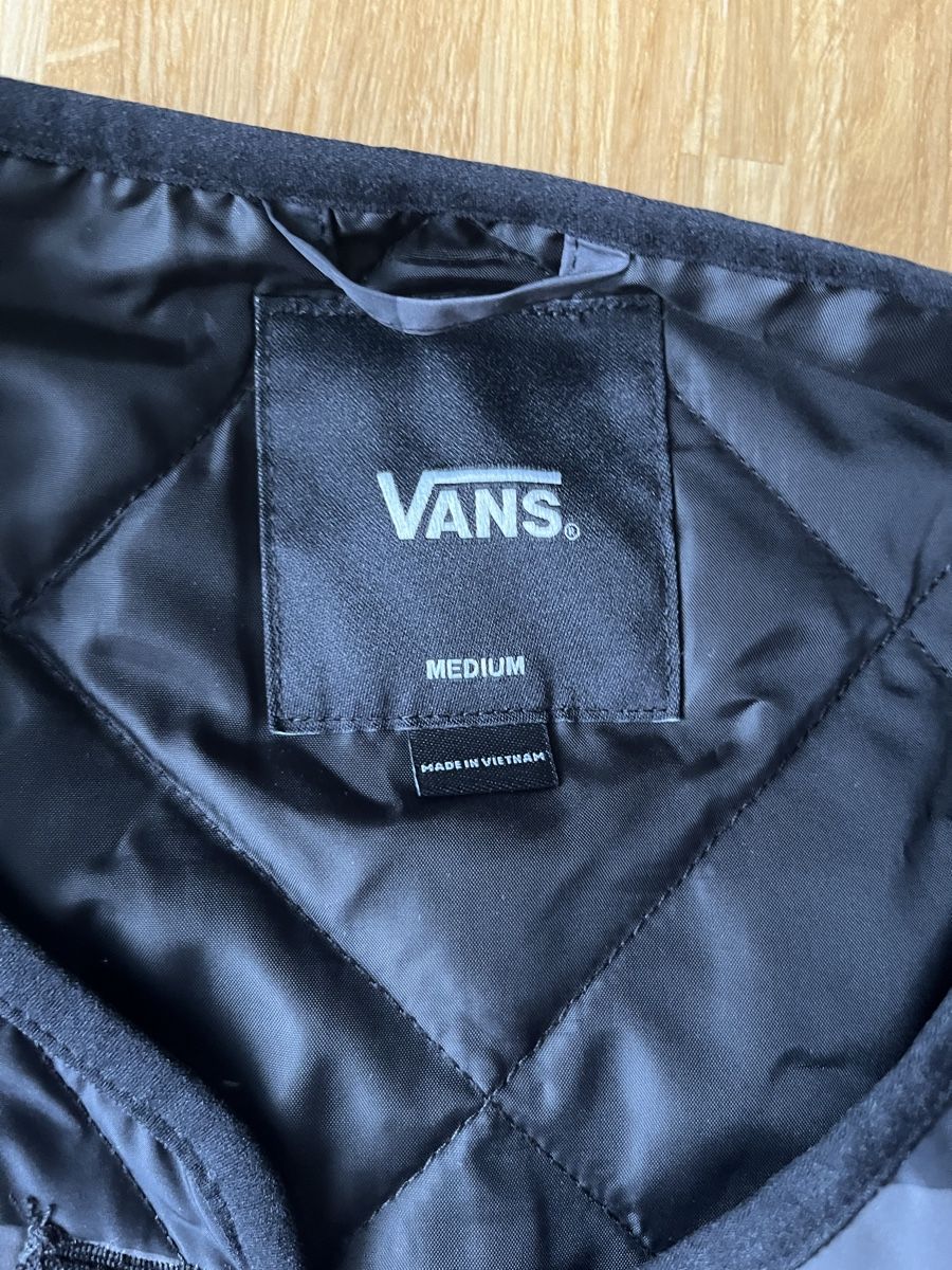 Vans Giacche: Vans Quilted Jacket / Liner Jacket Schwarz- Gr. M – Usato da Meierskappel venduto da Mial_2 1