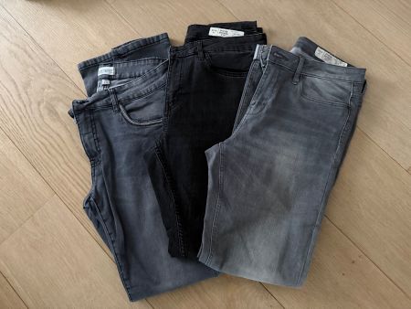 Jeans Damen 3x Gr. 40 (entspricht 38) schwarz u. grau
