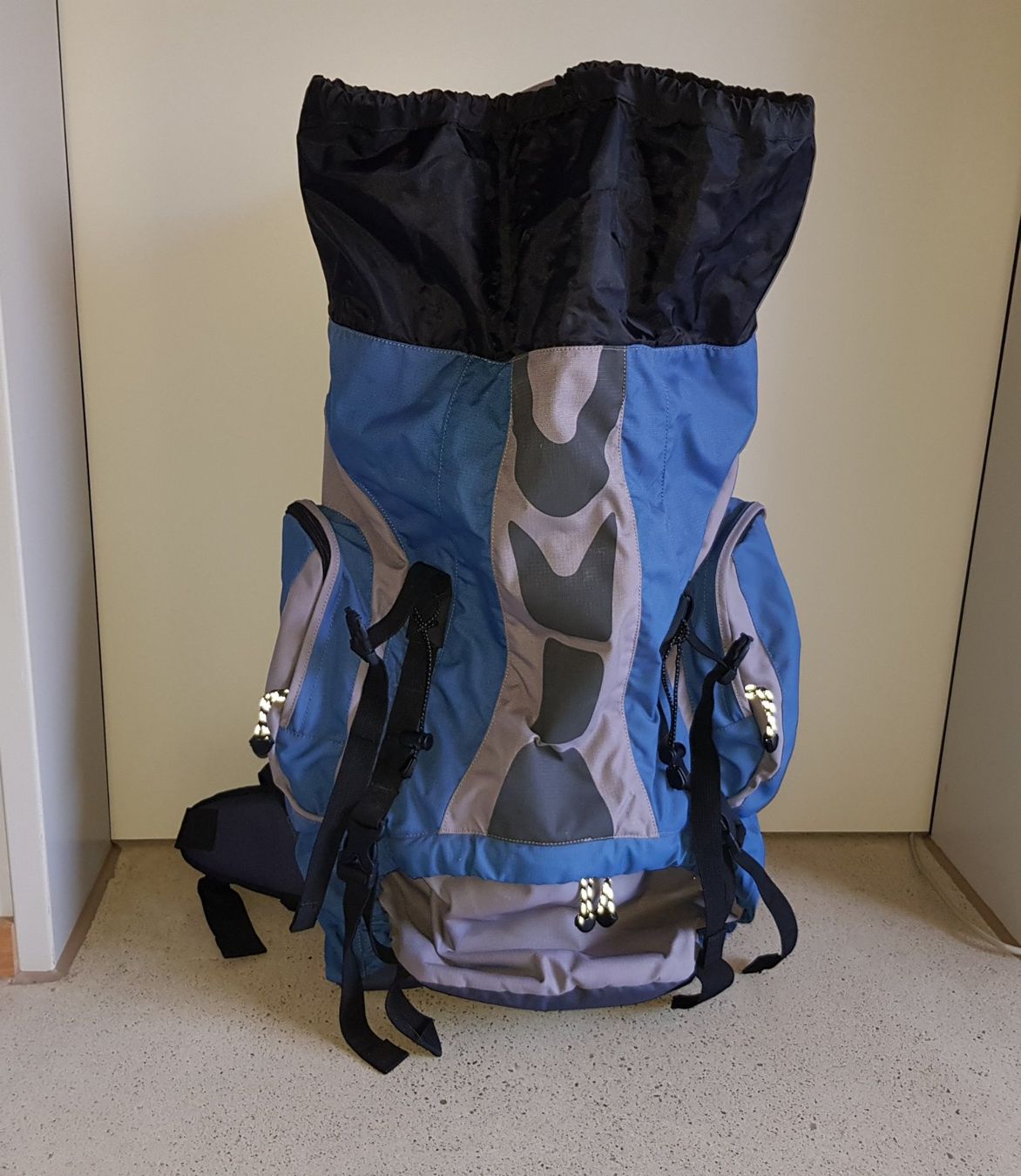 Trevolution Zaini: Trevolution Dakota 55 Trekkingrucksack – Usato da Basel venduto da Birs868 7