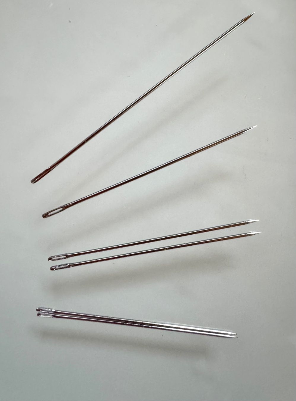 Nadeln: 6x  Nähnadeln    Stick - Nadeln       Edelstahl – Neu und originalverpackt aus Leuggern von unico10 2