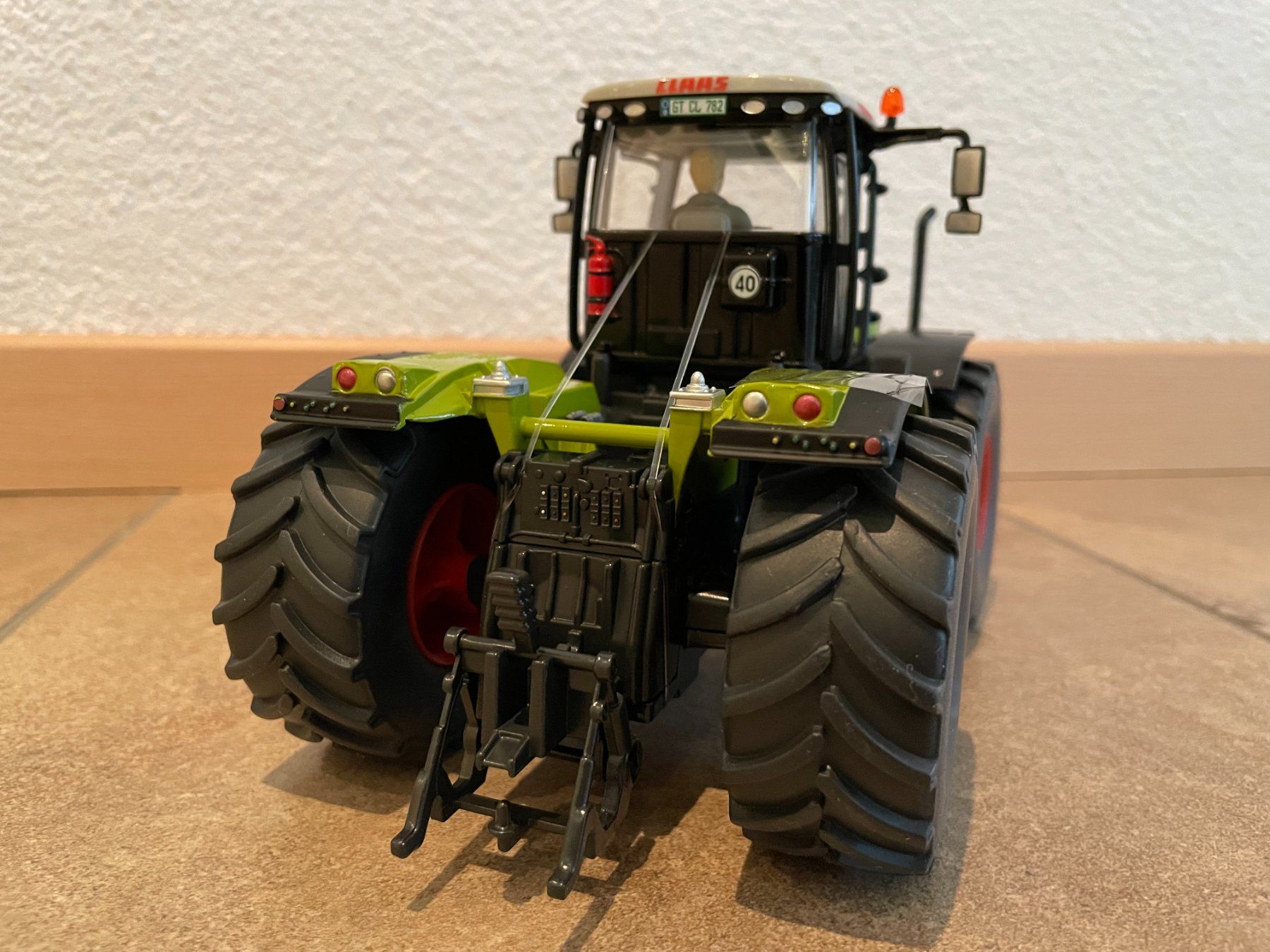 Claas Trattori: SIKU Claas Xerion 5000 – Nuovo e nell'imballaggio originale da Kreuzlingen venduto da Stefan1150 3