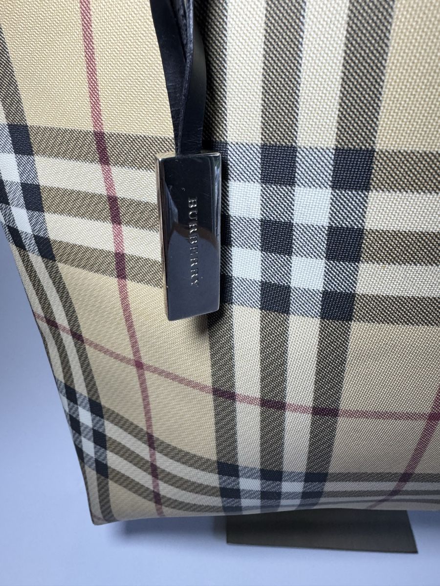 Burberry Borse da donna: Original Burberry Nova Check Shopper Tote – Usato da Vionnaz venduto da b_f_d_r_g 3