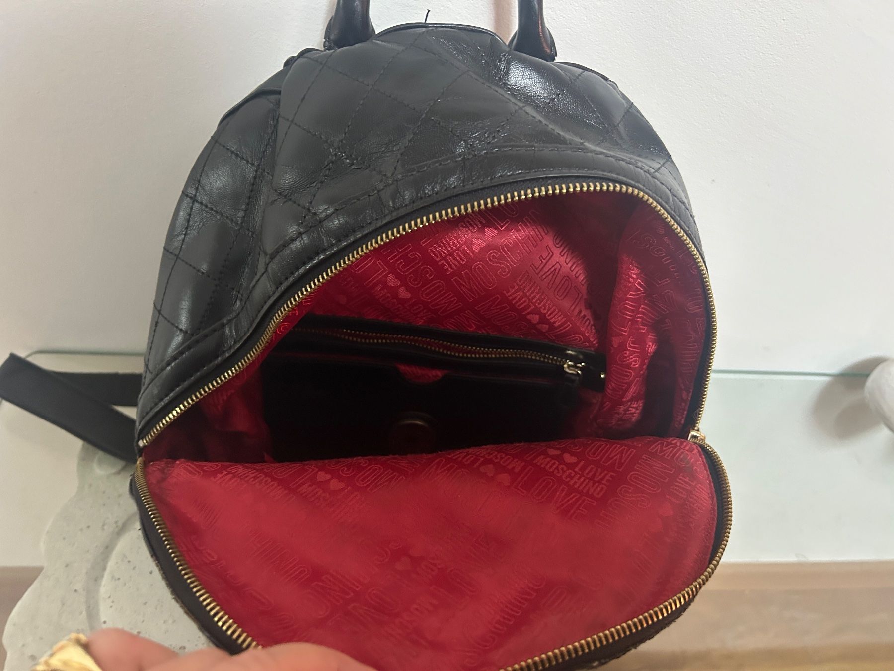 Moschino Zaini: Love Moschino Rucksack, schwarz, gesteppt – Usato da Regensdorf venduto da Spyke55 4