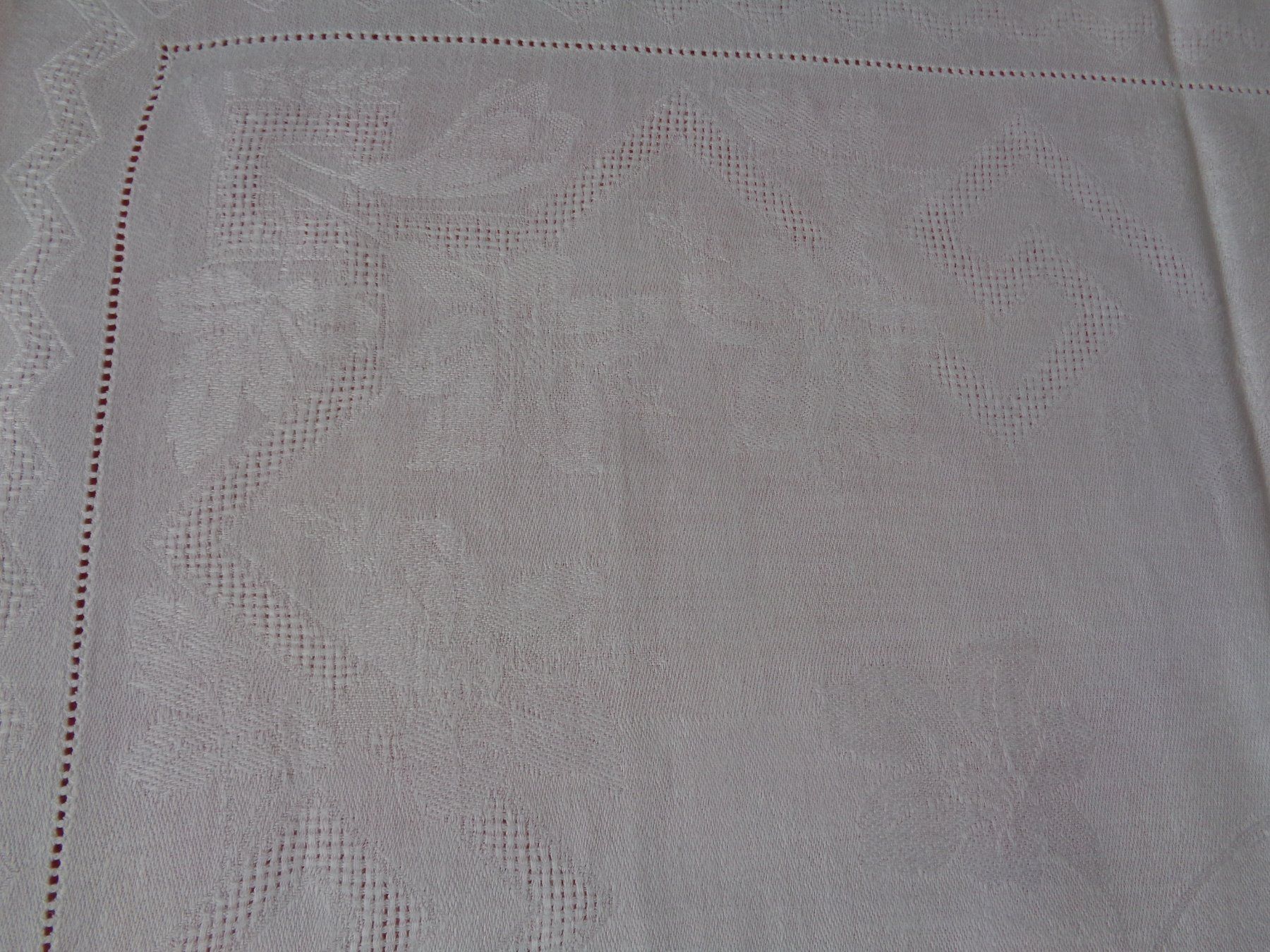 Linge de lit: Serviette Damast oder als Deckeli Grösse 57 cm. x 57cm. – D'occasion à Chur par omonia 2
