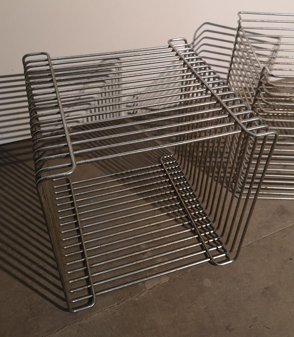 Scaffali: Panton Wire Cube, Regal/Beistelltisch/Hocker - Original – Usato da Solothurn venduto da Sis_email 5