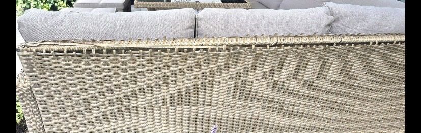 Sedie a sdraio: Langer Sessel mit Kissen plus 2 Hocker – Usato da Hochdorf venduto da Katja014