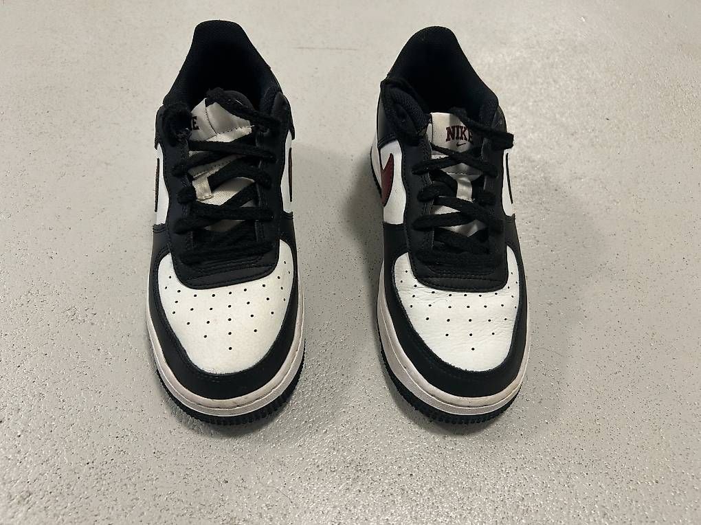 Herrenschuhe: Nike Air Force Gr. 38/5 – Gebraucht aus Thalheim an der Thur von Iselisberger