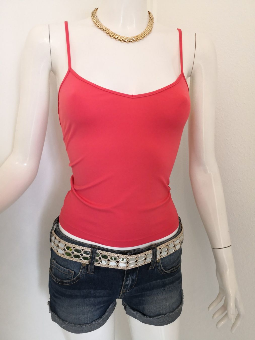 Mango Top: 🤩MANGO TOP CORALL GLÄNZIG – Nuovo (secondo la descrizione) da Olten venduto da Naja-Twins-Twins 6