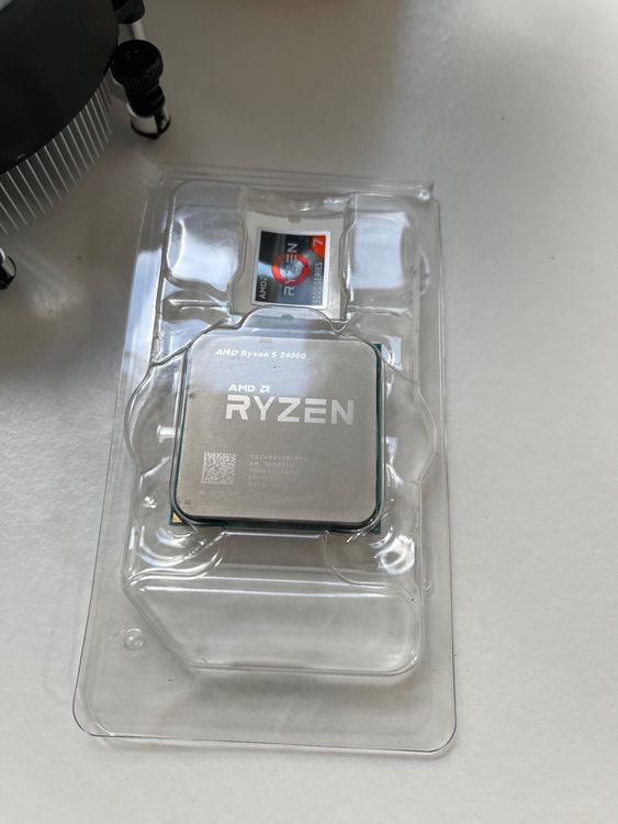 AMD Ryzen 5 2400G: Prozessor inkl Kühler | Kaufen auf Ricardo