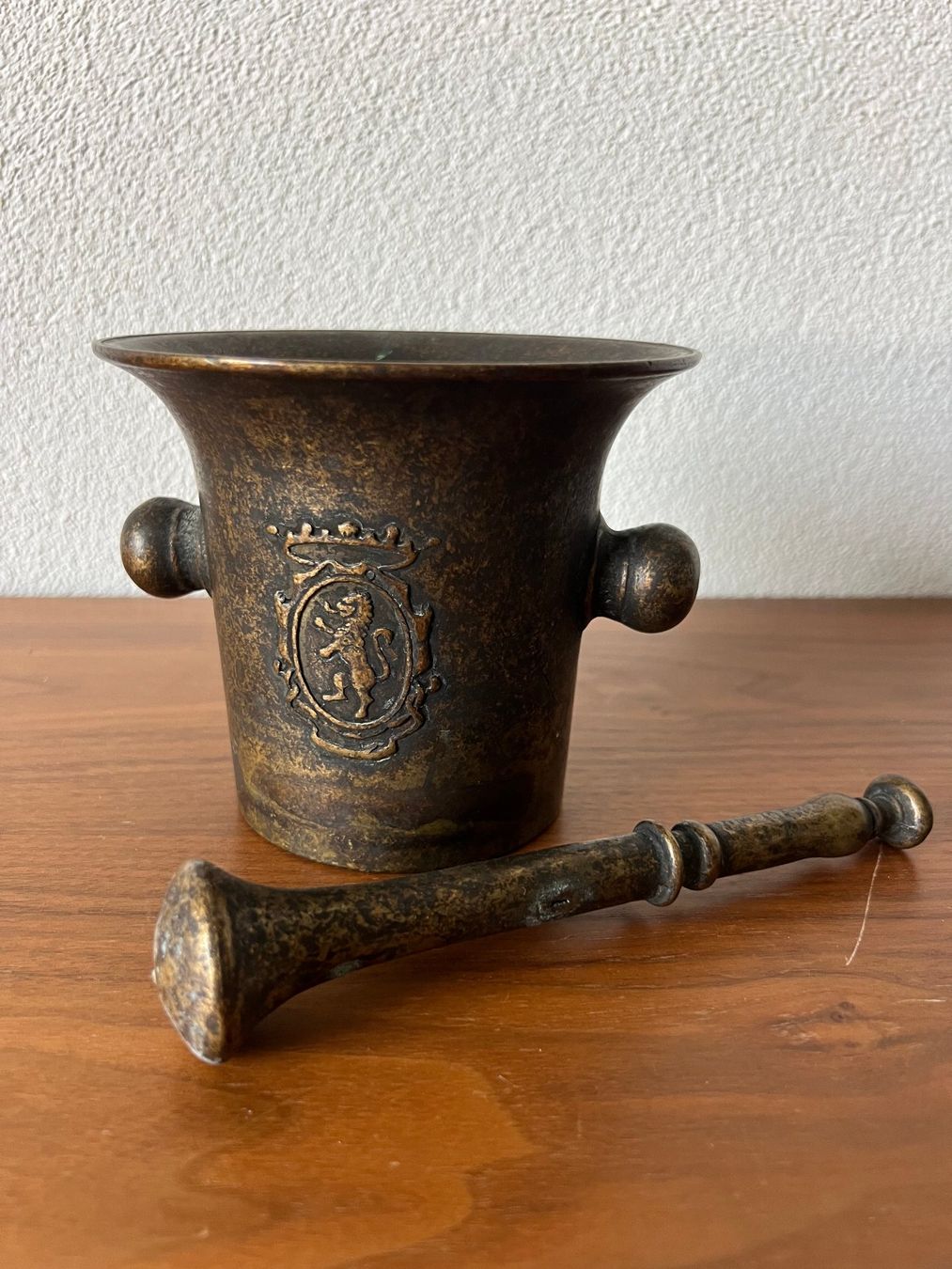Autres pour cuisiner & mitonner: Antiker Bronze-Mörser mit Pistill – D'occasion à Derendingen par emmenwasser 1