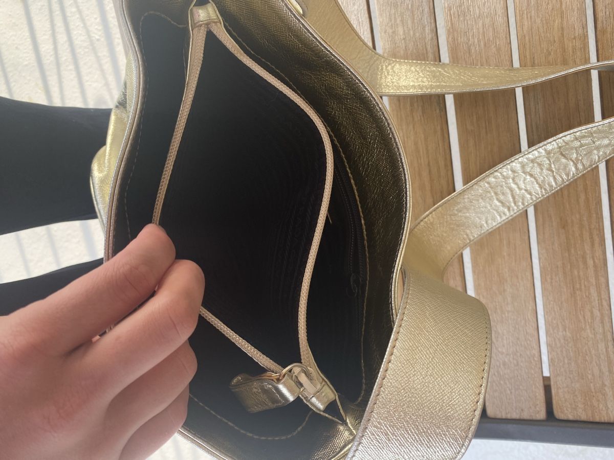 Prada Borse da donna: Prada Gold Metallic Tasche – Usato da Steffisburg venduto da viv_5tqt 7