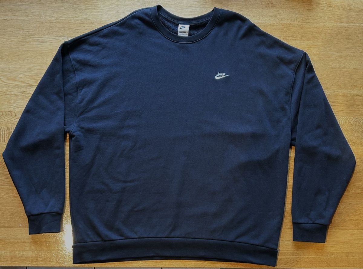 Nike Maglioni & Felpe: Sweatshirt Nike Oversize – Nuovo e nell'imballaggio originale da Delémont venduto da fla_62cp