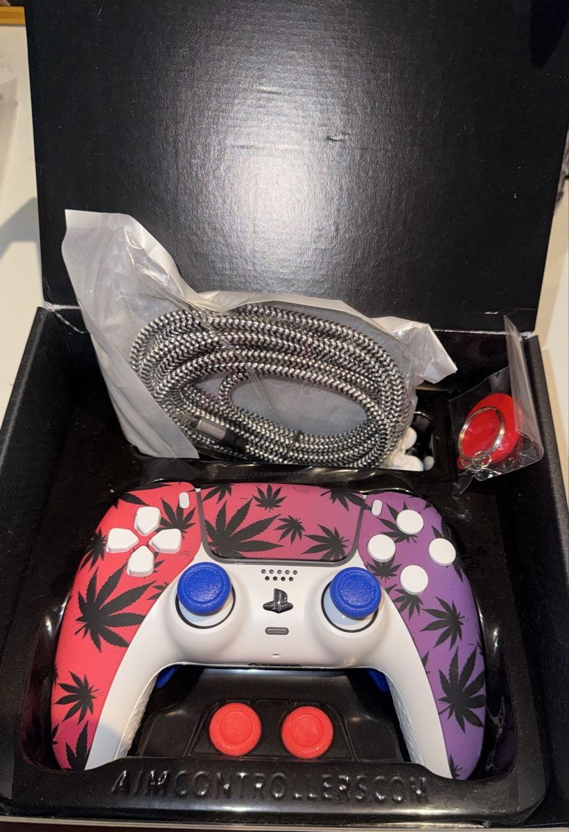 Controller: Aim Controller PS5, nie gebraucht neuwertig Eigendesigne – Neu (gemäss Beschreibung) aus Grenchen von Susanoo_TCG