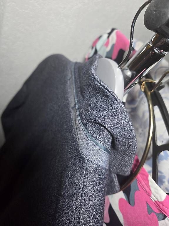 Giacche: Grau melierter Blazer, Grösse 50 – Nuovo e nell'imballaggio originale da Oberrüti venduto da schui12 2