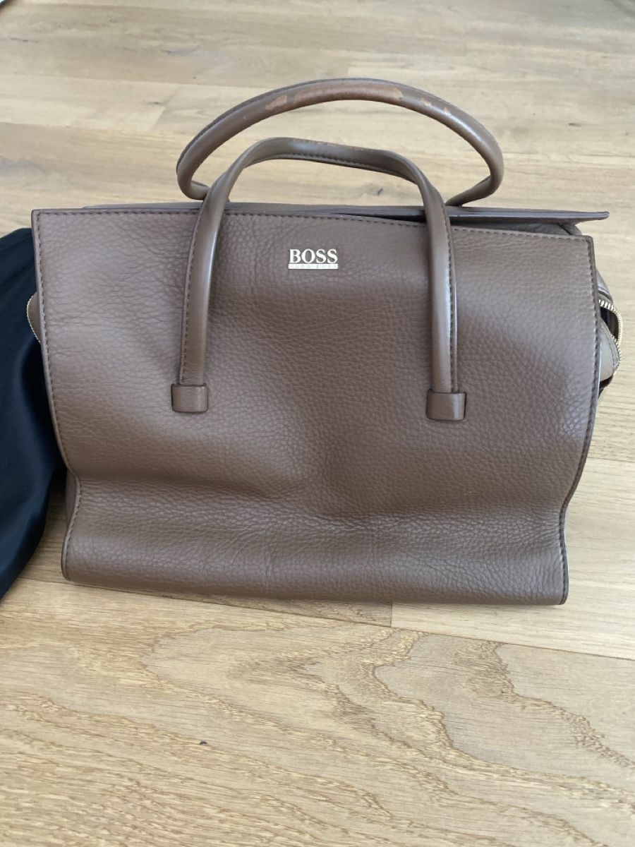 Hugo Boss Taschen für Damen: Hugo boss tasche – Gebraucht aus Ottenbach von joh_kh8j 1