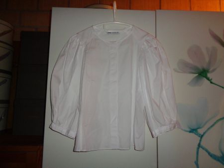 *** Bluse von ZARA *** / 100% Baumwolle / neu