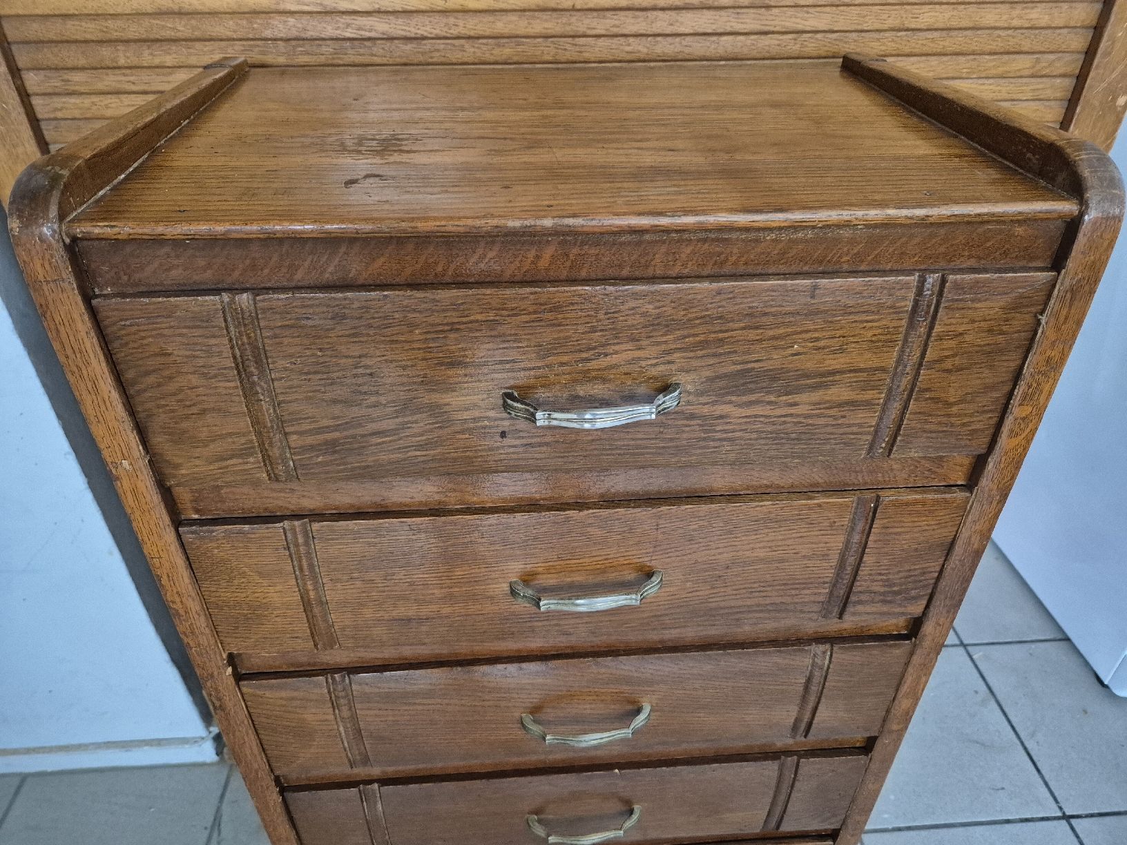 Cassettiere: Schubladenmöbeli, Massivholz, 1950er – Usato da Basel venduto da Gaianed 5