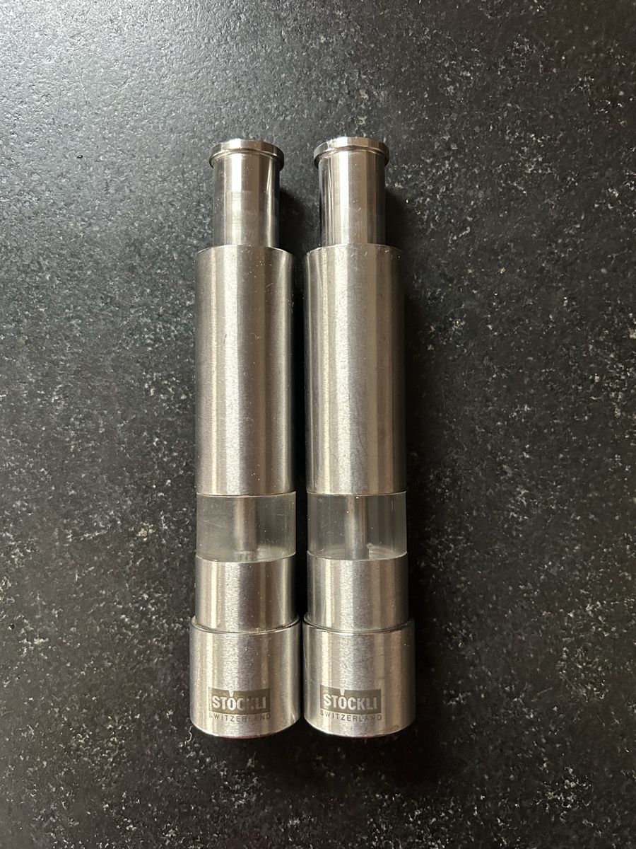 Stöckli Küchengeräte: STÖCKLI PFEFFER - & SALZMÜHLE – Gebraucht aus Nidfurn von cejeisda