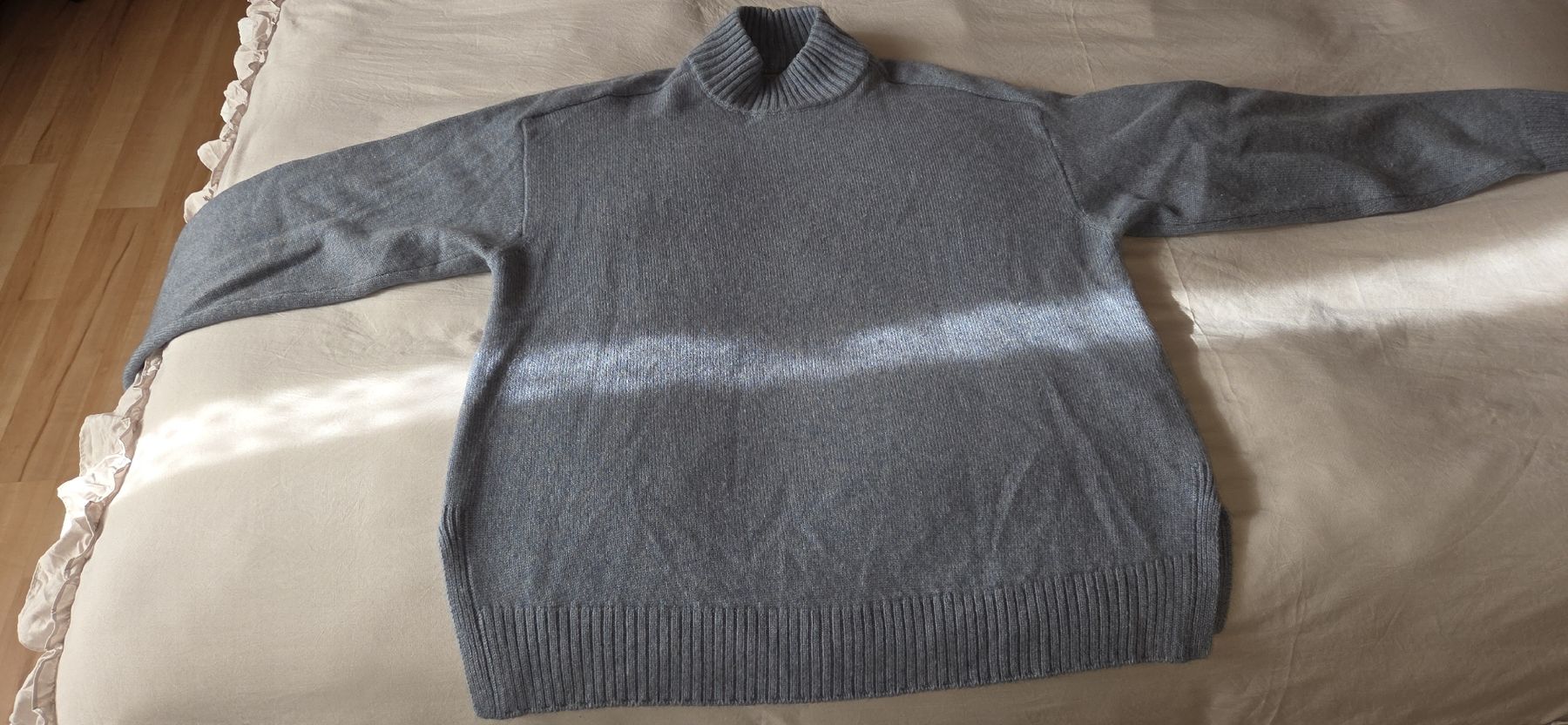 Falconeri Pullover & Sweatshirts: Falconeri Kaschmir Rollkragenpullover, Hellblau, L – Neu (gemäss Beschreibung) aus Busswil BE von Angy1974