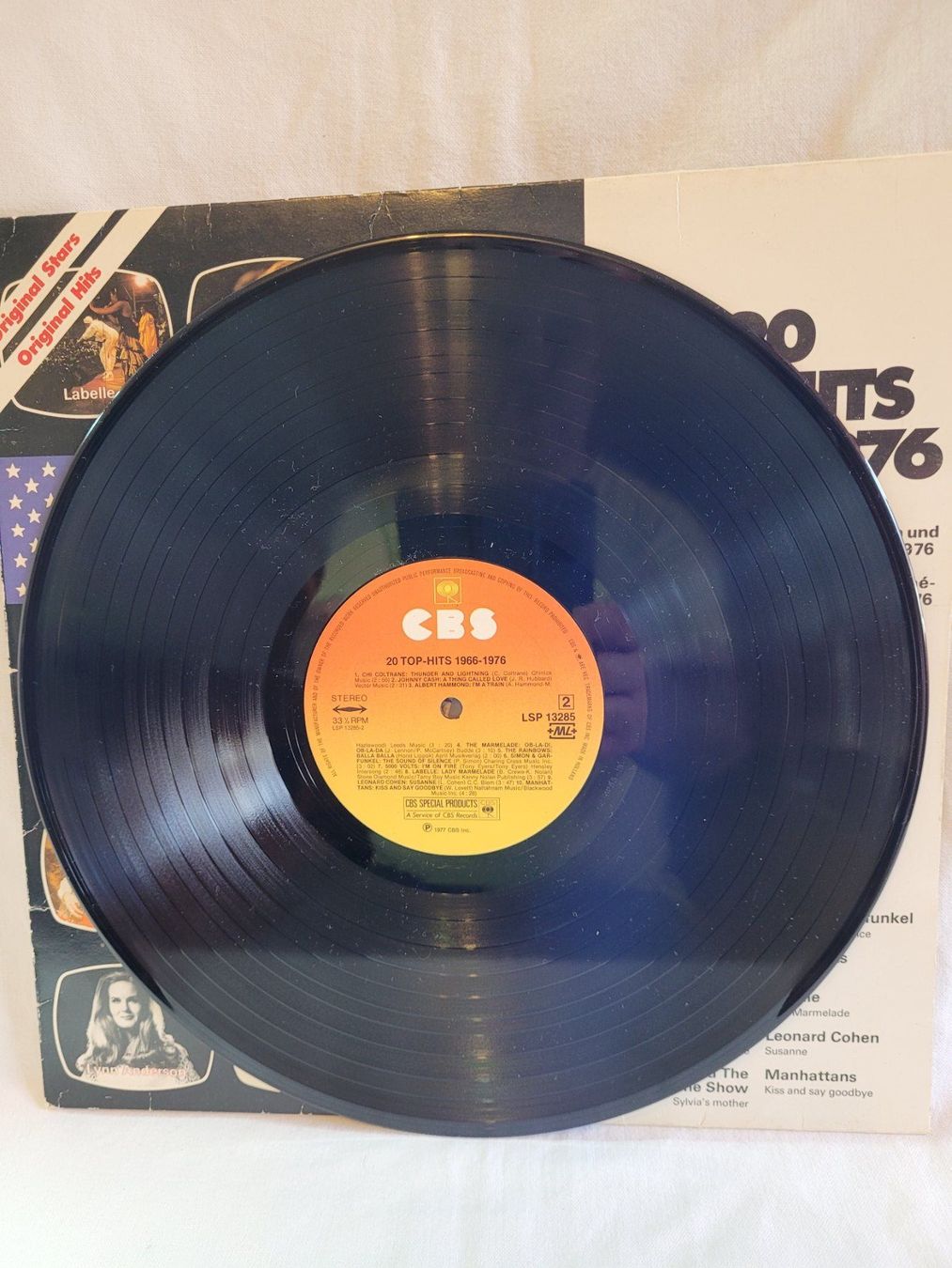 Schallplatten: Vinyle CBS 20 Top-Hits 1966-1976 – Gebraucht aus la Chaux-de-Fonds von Lampe 4