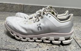 On Sportschuh