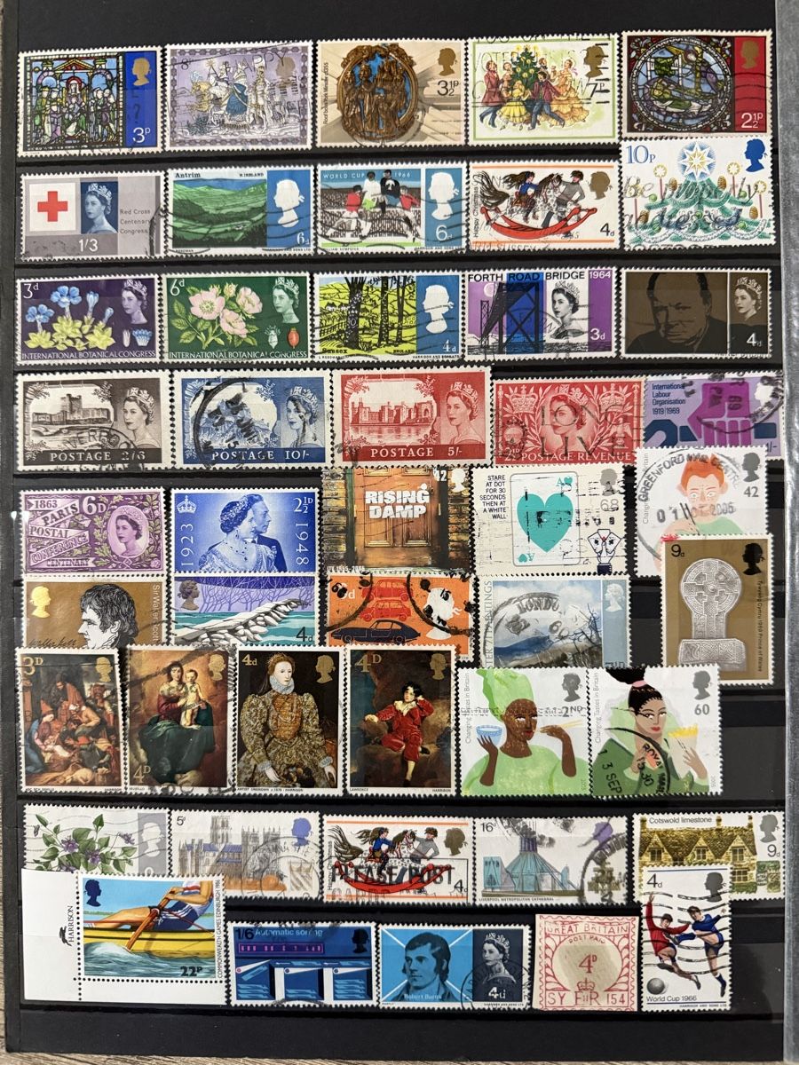Tutti i francobolli: 131 timbres - Angleterre – Usato da Petit-Lancy venduto da Solcarm 1