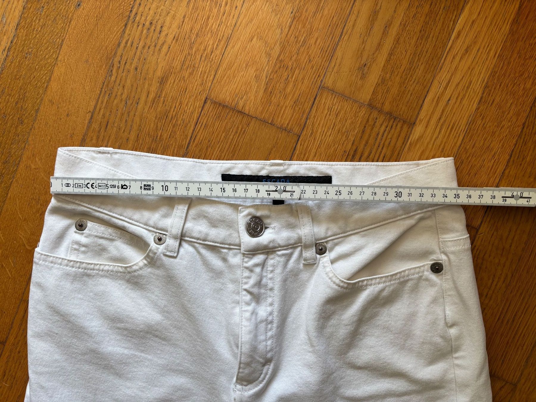 Escada Jeans: Escada Jeans Damen – Usato da Gümligen venduto da ZepIV 1