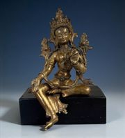 Grüne Tara Nepal – Feuervergoldet mit Rubin – Bronzefigur
