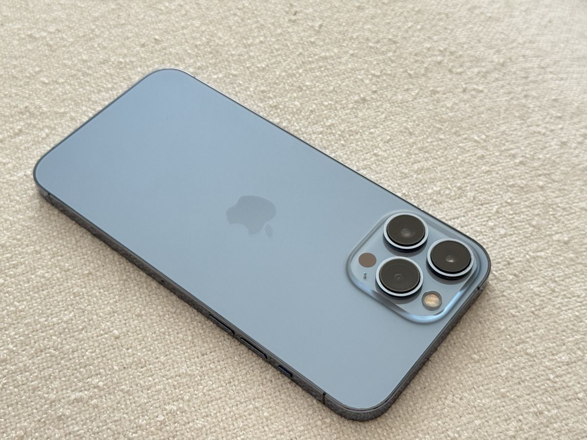 Apple Telefoni cellulari / Smartphones: iPhone 13 Pro Max (256 GB) – Usato da Vaduz venduto da Ferano 3
