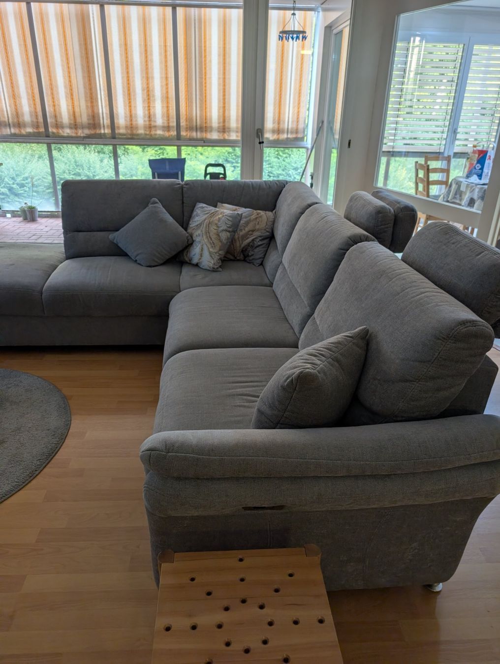Divani: Gemütliche L-förmige Couch mit Relaxfunktion – Usato da Baden venduto da mij_5wmb 1