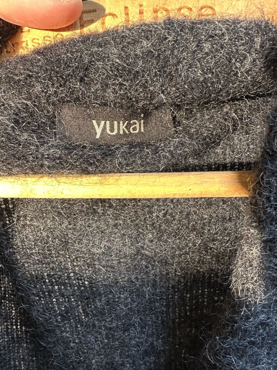 Maglioni & Felpe: Kuscheliger Yukai Cardigan Gr. 46 – Usato da Therwil venduto da jonasiw 3