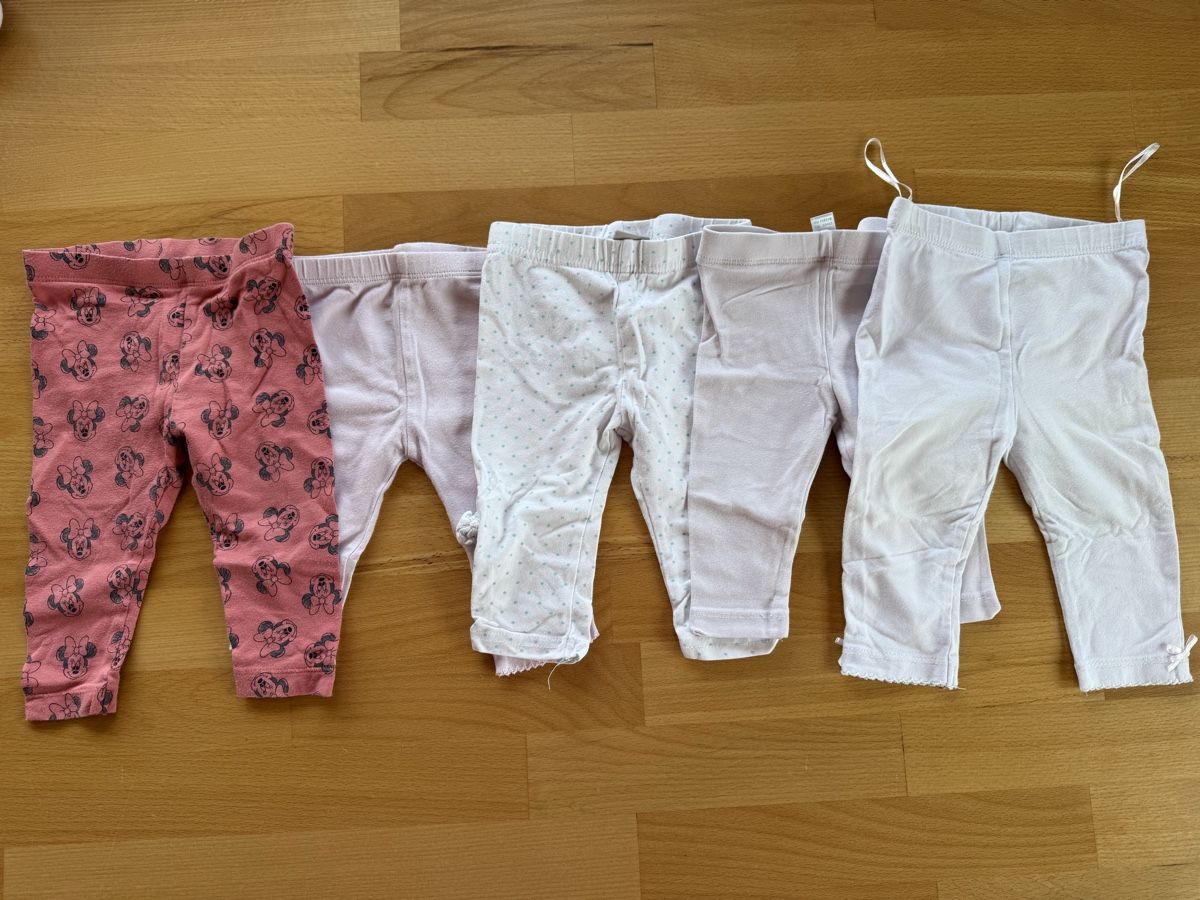 Strümpfe & Strumpfhosen: 5er Set Leggins Grösse 62 – Gebraucht aus Pragg-Jenaz von gobrist