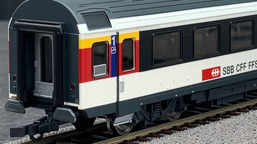 roco-44771-sbb-1-klasse-wagen-dc-nem-schacht-gebraucht-in