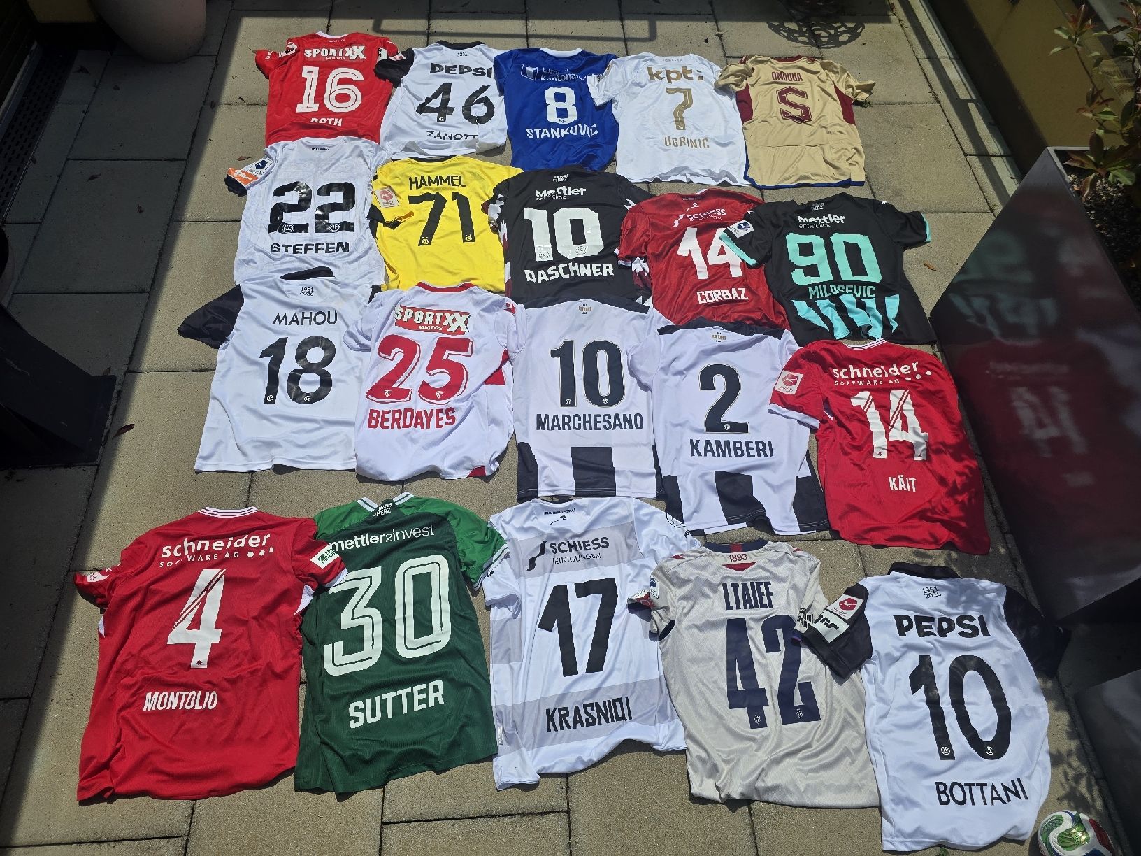 Canottiere & Pantaloni: diverse superleaug matchworn shirts – Usato da Zumikon venduto da raphaels199 2