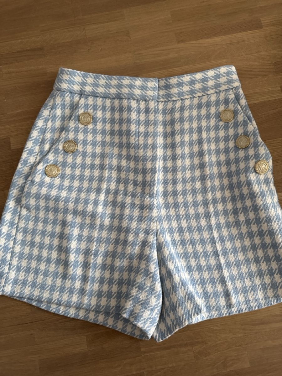 Zara Pantaloni: Zara kurze Hose Hellblau Weiss XS – Nuovo (secondo la descrizione) da Mels venduto da ann_v2x9