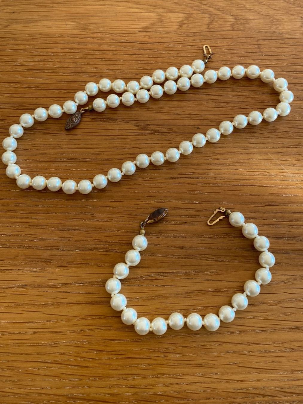 Perle (finte): Perlenkette und Perlenarmband – Usato da Malans GR venduto da mirra1020
