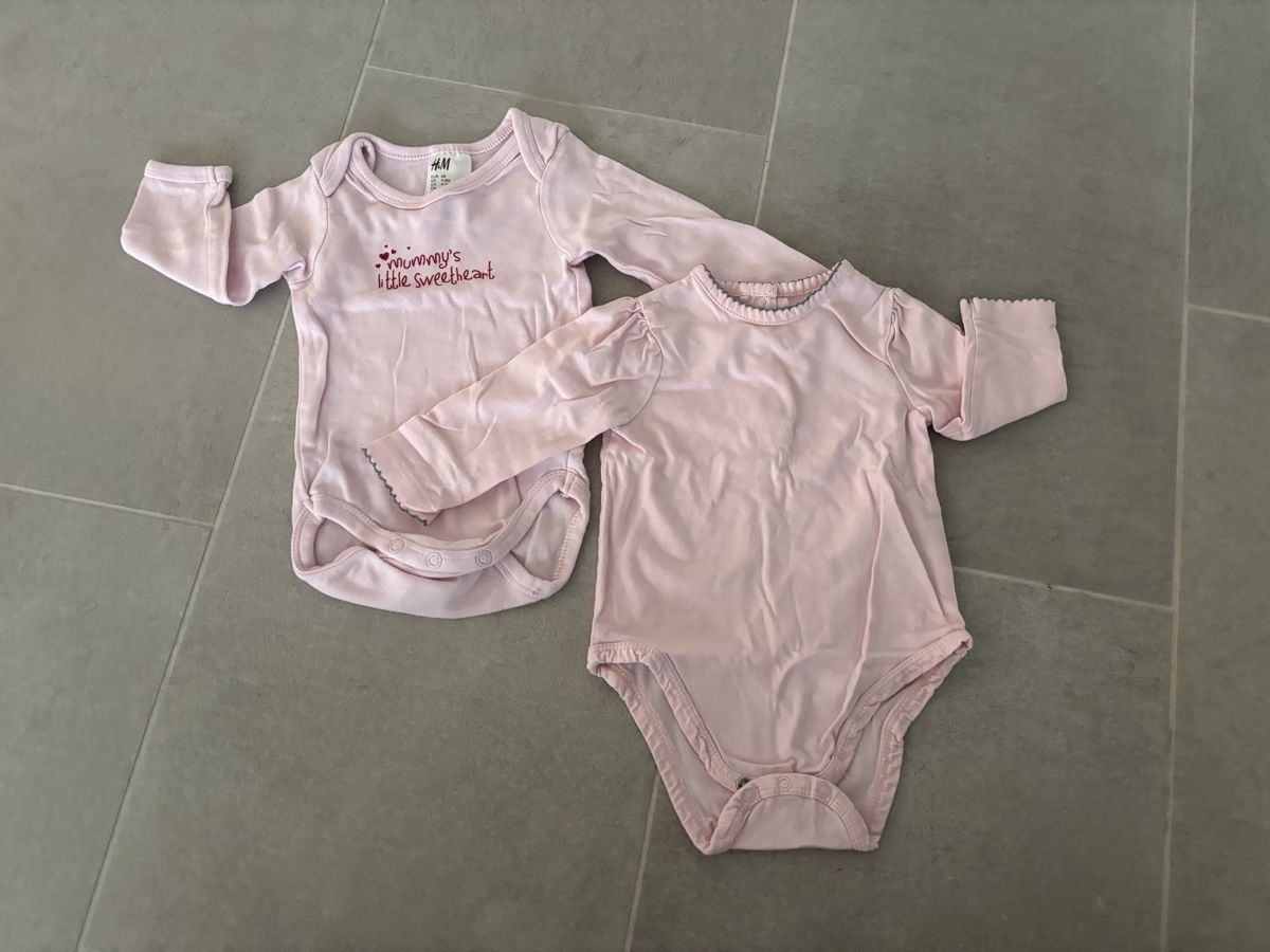 Lotti & Set di vestiti: Langarmbodies, Gr 68 – Usato da Breitenbach venduto da mi95st
